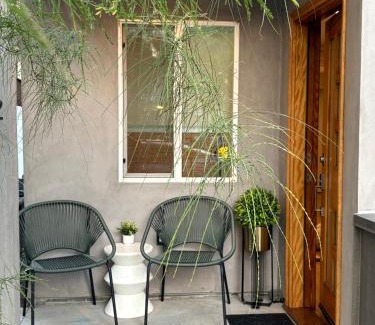 Sherman Oaks Apartamento | New Luxe 3B 3Bath Townhouse