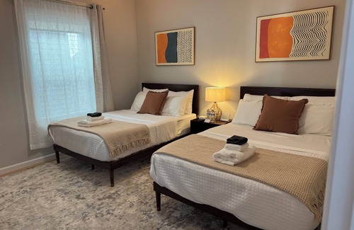 Communipaw Casa | NEW Luxe 3BR Rooftop Retreat Min to NYC/ Manhattan and EWR aiport / Metlife