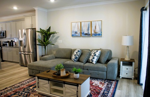 Caine Woods Casa | New Luxe Home Steps to Ocean, Baby-Friendly, Garage, 2600 sq.ft - Sleeps 12
