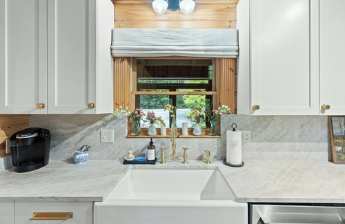 Sapphire Cabina | New Luxe Lodge-3KingEnsuites-Lake/resort Access