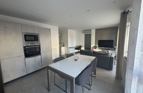 Pont-Eveque Apartamento | New luxury apartment