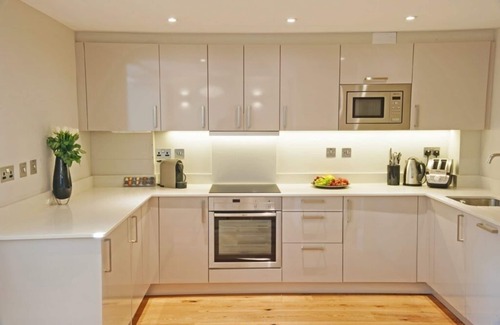 Upper Town Apartamento | Bath-Circle Apartments, Unit 3132606