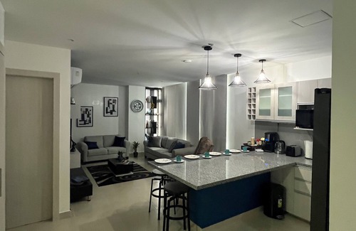 Guayaquil Apartamento | New luxury apartment with king - size bed Ceibos,
