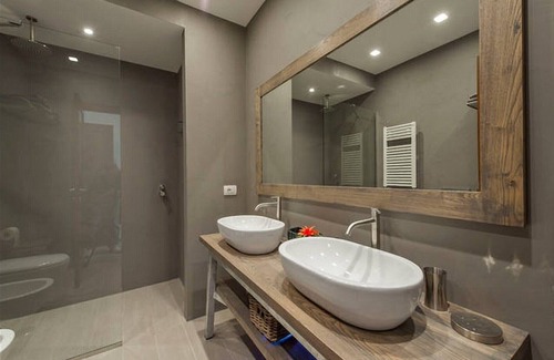Prati Apartamento | Nuevo apartamento de lujo con sauna privada