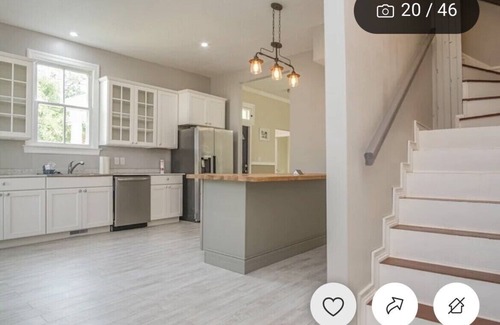 Lebanon Casa | NEW! LUXURY AWAITS! Four BR's - 3 with their own Private Bath PLUS Bonus room.