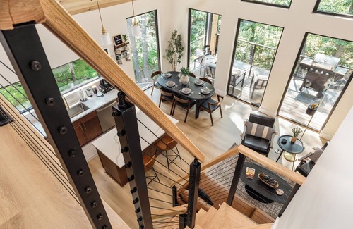 Mount Jackson Cabina | NEW Luxury Cabin w/Sauna, Hot Tub, FirePit, Bocce, GameRoom! Minutes to Bryce!