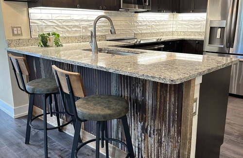 Dillon Condominio | Beautiful Luxury Condo: 2 Masters, Walk to Dillon Amphitheater Concerts & Lake