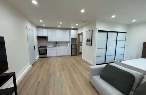West Hills Apartamento | NEW LUXURY CONSTRUCTION IS THE BEST-Los Angeles with AC