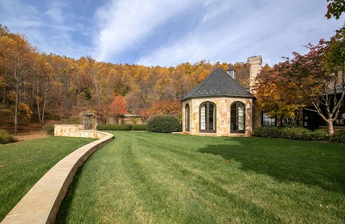 Cobham Casa | NEW Luxury Estate in the heart of Virginia’s Monticello Wine Trail