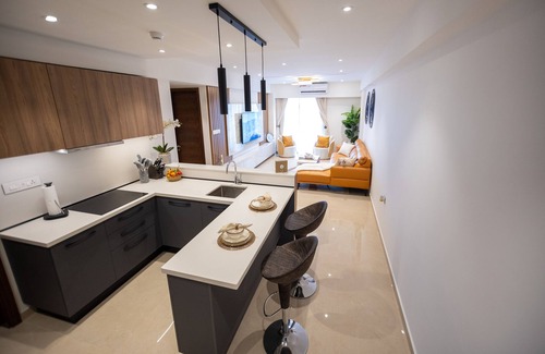 North Ridge Apartamento | New Luxury Home w/ Ocean Views