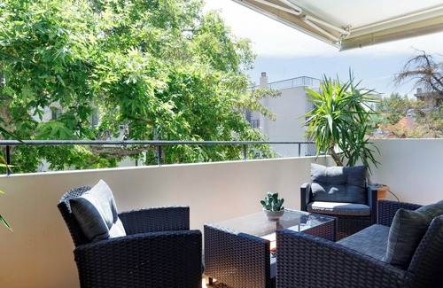 Kifisia Apartamento | NEW Luxury Kifisia Duplex w/ Upper Floor Attic, ideal for extended stay