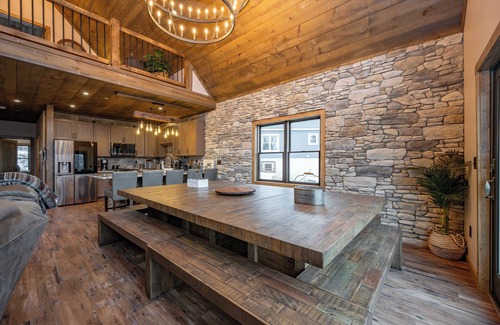 McHenry Casa | New! Luxury Lodge w/ Pool, Sauna & Theater