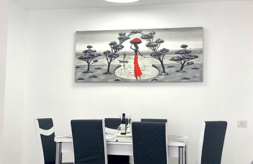 Bat Yam Apartamento | New! Luxury suite 12 Min From TLV For 8 People