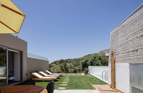 Mariou Villa | New Luxury Villa with private pool and outdoor shower