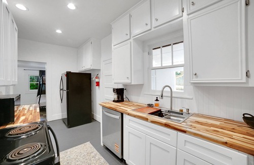 Nacogdoches Casa | NEW! Magnolia House Walk to Festival Park