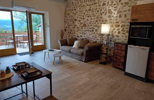 La Chapelle-Agnon Casa | New: Maison Neuve Coeur Parc Naturel Terrace / Garden Pets welcome