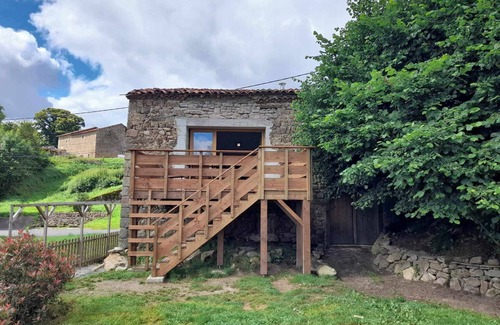 La Chapelle-Agnon Casa | New: Maison Neuve Coeur Parc Naturel Terrace / Garden Pets welcome