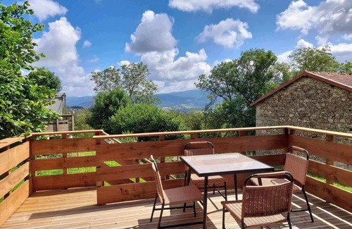 La Chapelle-Agnon Casa | New: Maison Neuve Coeur Parc Naturel Terrace / Garden Pets welcome