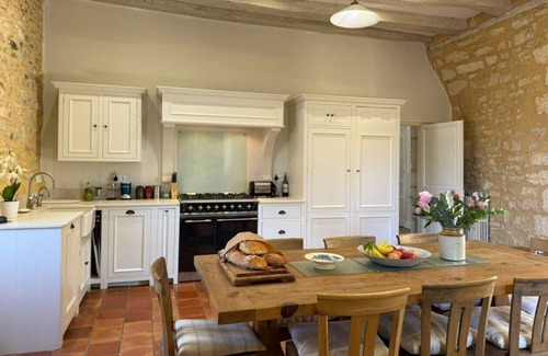 Cenac-et-Saint-Julien Otro | **NEW** Manoir de Mercier - Magnificent, manor house with private, heated pool