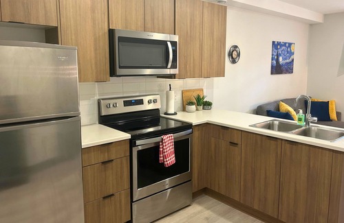 Jasper Apartamento | New modern 1 bedroom suite with kitchen and laundry