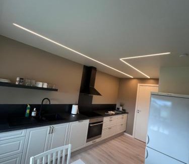 Finnsnes Apartamento | New Modern Apartment in Senja