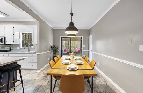Apex Casa | NEW - Modern Cabin Oasis - 2 Acre Retreat!