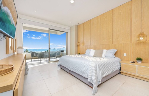 Colonia El Progreso Condominio | New modern condo! Best View in CABO. 3Br/3.5BA/AC