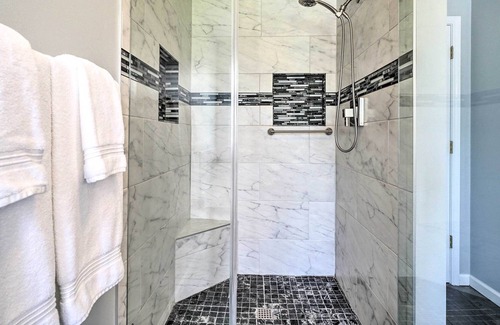Murraysville Casa | NEW! Modern Corporate Retreat By Downtown & Beach!