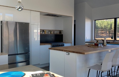 Custer Casa | New Modern Home on Sylvan Lake Road