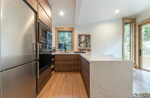 Olympic Valley Chalet De Esquí | New - Modern Luxury Chalet in Olympic Valley