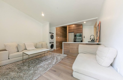 Olympic Valley Chalet De Esquí | New - Modern Luxury Chalet in Olympic Valley