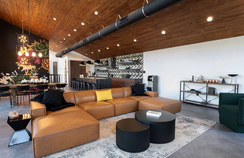 Lake Lure Casa | NEW Modern Luxury Inside Rumbling Bald Resort- Hot Tub, Cold Plunge, Firepits