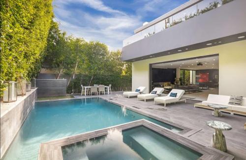 Melrose Casa | NEW Modern Oasis off Melrose - Rooftop - Pool