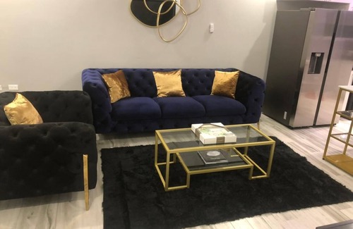 Eastwood Park Apartamento | ***NEW MODERN PENTHOUSE