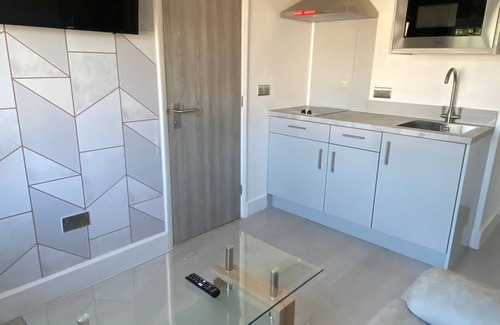 Oxford Apartamento | New Modern Refurbished Luxe Apartment + Free Parking