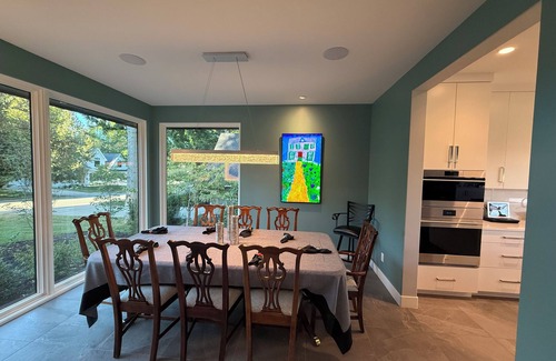 Prairie Hills Casa | New, modern residence with pool and GC view. Available World Cup month only.