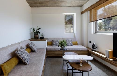 Mariou Villa | New Modern Villa Domus Myrtia with private pool & BBQ, 4km from nearest beach