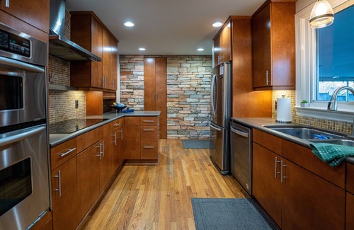 Nashville Casa | NEW- Music City Outdoor Oasis, 4BR, Hot Tub, FirePits, Bar, Dog Friendly, 1acre