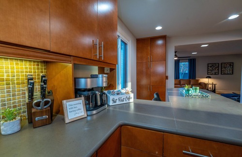 Nashville Casa | NEW- Music City Outdoor Oasis, 4BR, Hot Tub, FirePits, Bar, Dog Friendly, 1acre