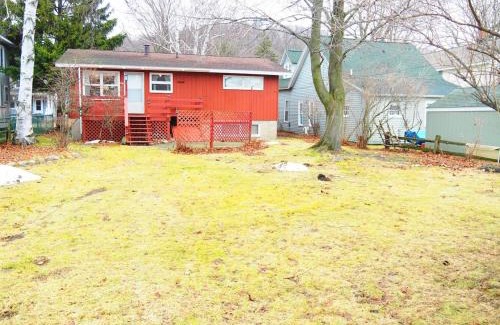Frankfort Casa | New! Namaste Here - Incredible Location!