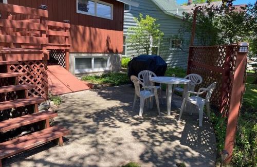 Frankfort Casa | New! Namaste Here - Incredible Location!