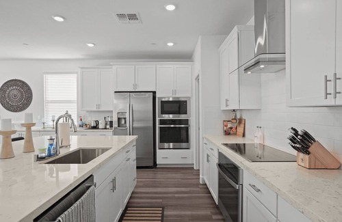 Sacramento Casa | New Natomas Retreat, Close to Airport & Downtown