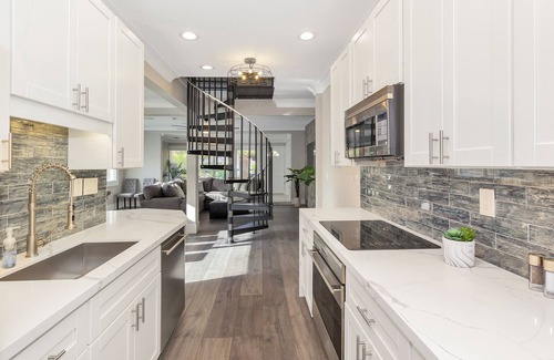 Downtown Fort Lauderdale Casa | ¡NUEVO! Al lado de Las Olas - Piscina climatizada - 5BR - Precio de introducción!
