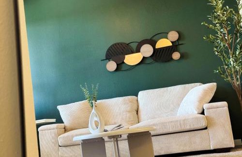 Lyon Street Apartamento | New Oasis Near Disneyland Pool Gym Free Parking