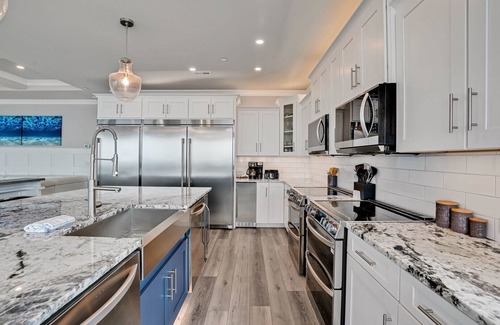 Yaupon Beach Casa | New-Oceanfront-Elevated Pool-Elevator-Hot Tub-Kiddie Pool/Fun Deck Spa-Sleeps34
