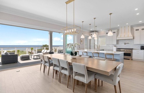 Ocean Isle Beach Casa | New Oceanfront Luxury Home - Groups and Events welcome