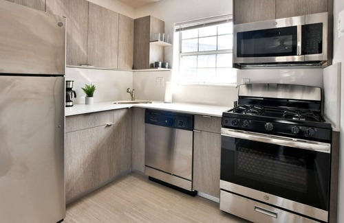 The Roads Condominio | ✨New one Bedroom w/day room plus free parking