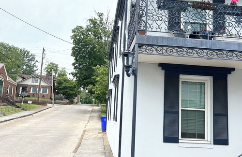 Sweetwater Apartamento | New Orleans inspired 2bed/2bath in the heart of Historic District Sweetwater