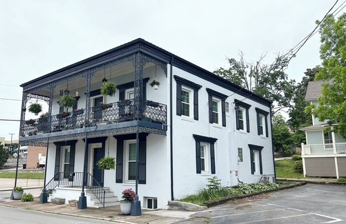Sweetwater Apartamento | New Orleans inspired 2bed/2bath in the heart of Historic District Sweetwater