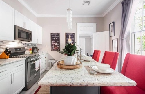 Treme Casa | New Orleans Shotgun with private Patio